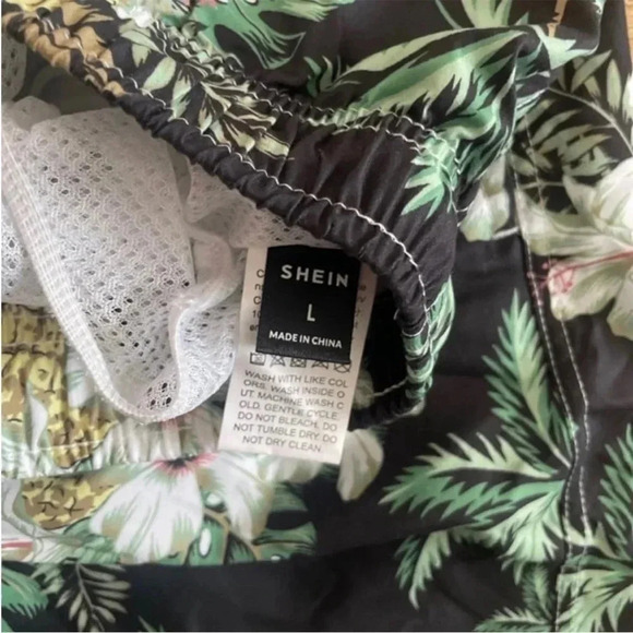 SHEIN Men’s Tropical Green and Black Swim Trunks size Large NWT - Picture 5 of 5